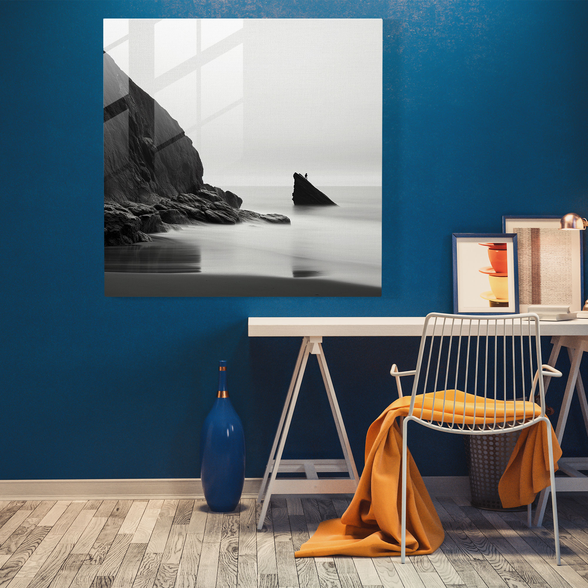 Kıyı Huzuru Cam Tablo - Minimalist Monokrom Fotoğraf Cam Duvar Sanatı