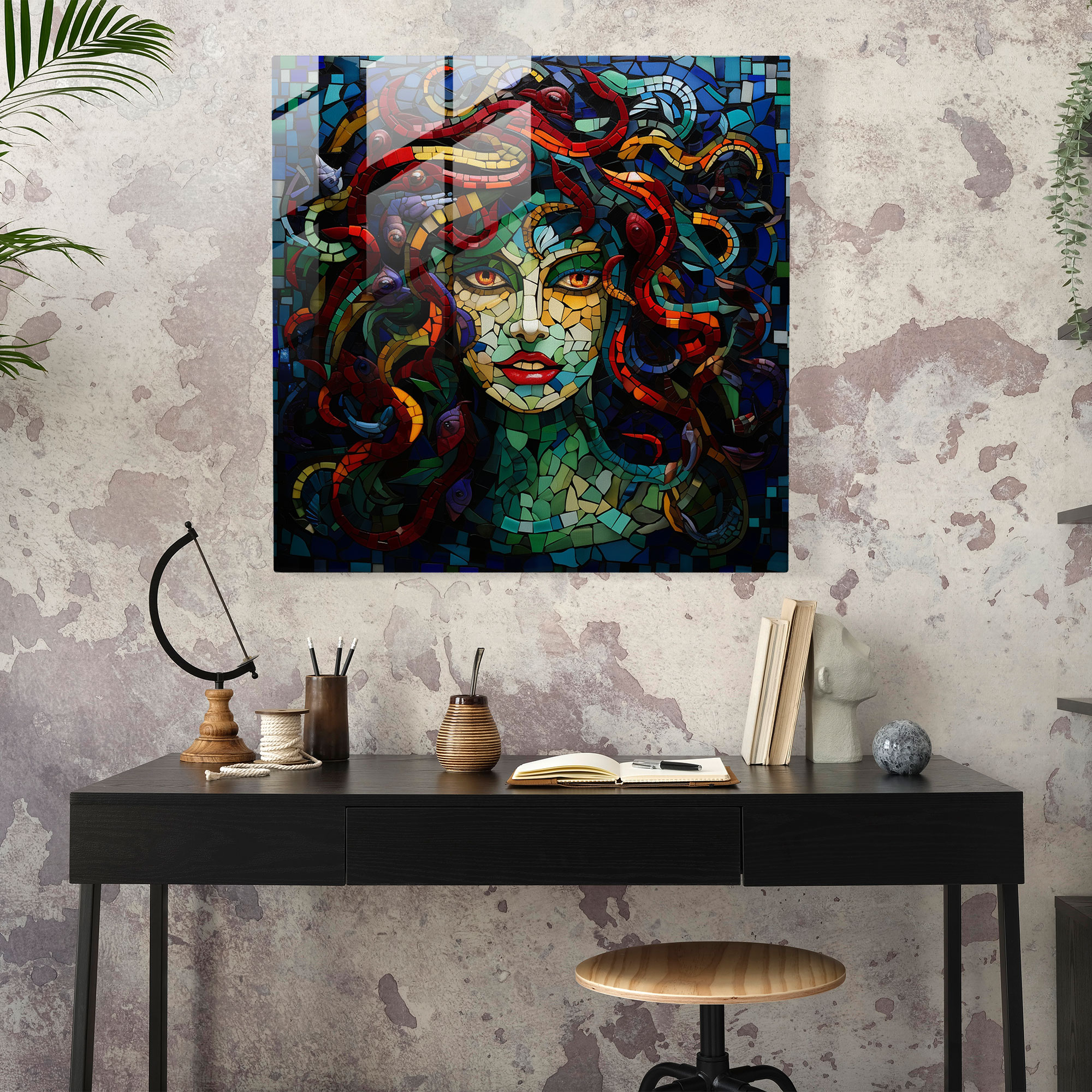 Renkli Cam Parçalarından Oluşan Mozaik Portre - Medusa Cam Sanatı Cam Duvar Sanatı Antik Sanat Ustalığı