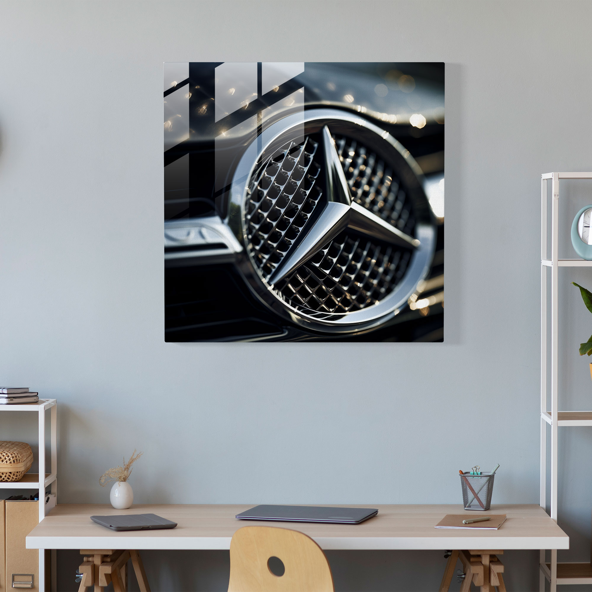 Glasbild mit Mercedes Logo - Elegante Details
